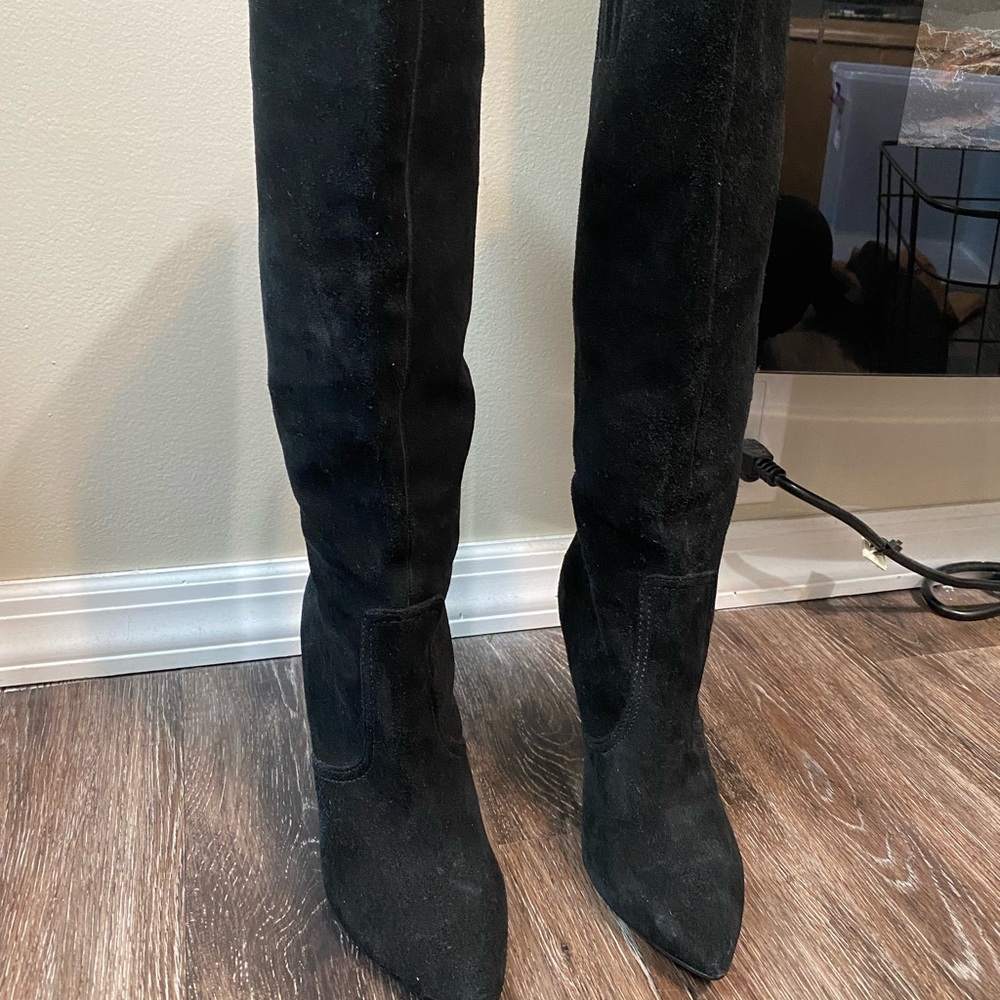 Steve Madden Black Suede Knee High Heeled Boots Size 5.5